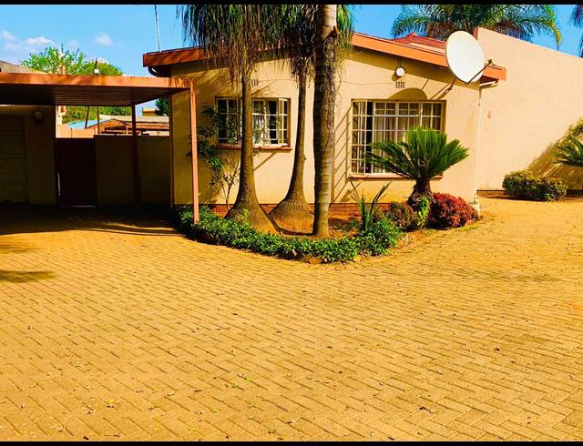 5 BEDROOM HOUSE RENTED IN BIRCHLEIGH